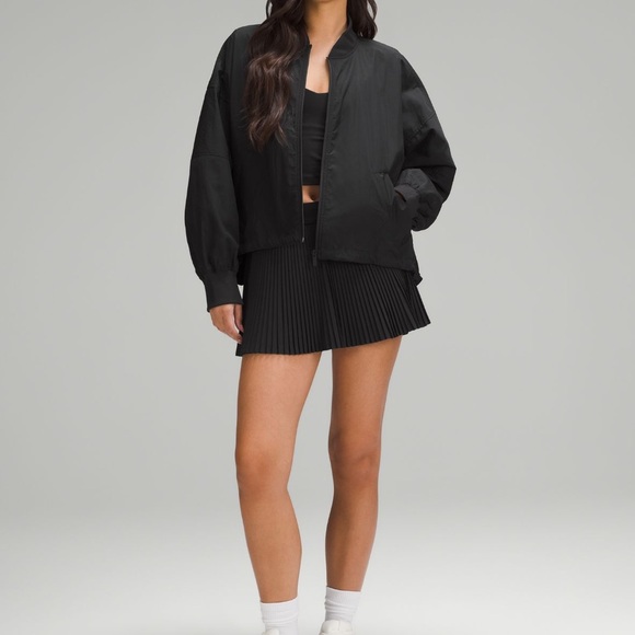 Lululemon Lightweight Hem-Cinch Bomber Jacket - Picture 3 of 7